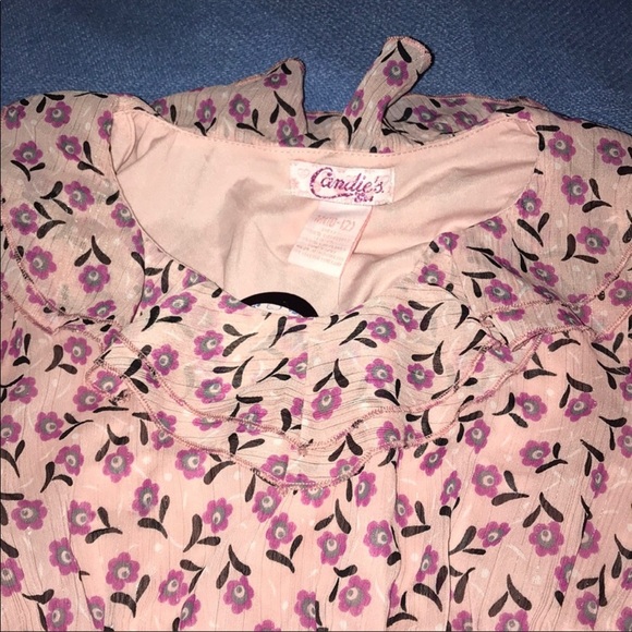 Candie’s girl,pink floral top.Size M (10-12). - Picture 2 of 5